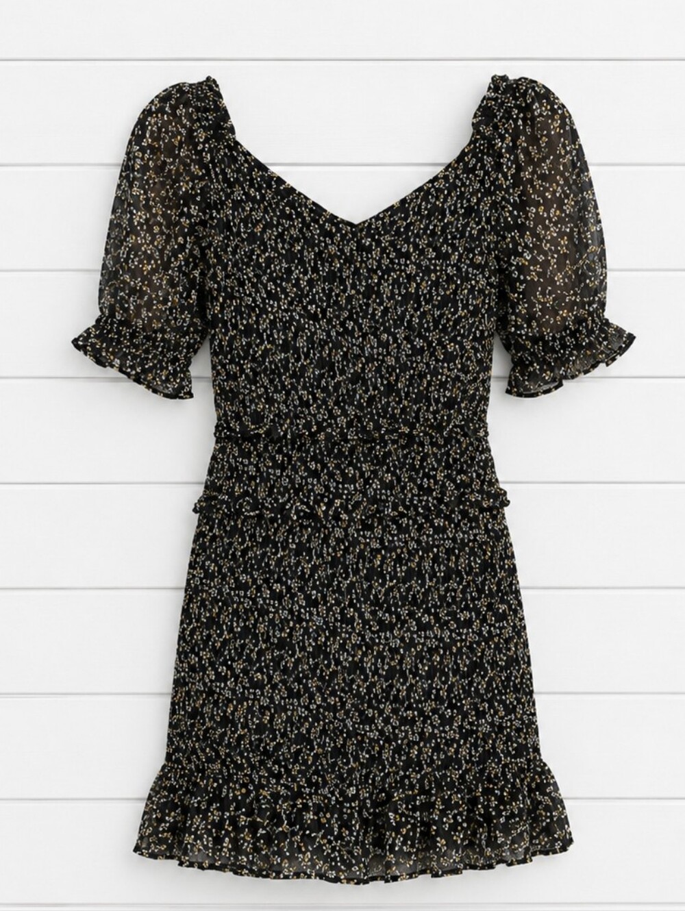 Skies are Blue Women's Ditsy Floral Black Coquette Mini Smocked Dress - M